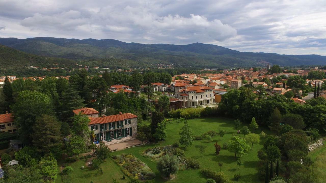 Castell Rose Bed & Breakfast *
